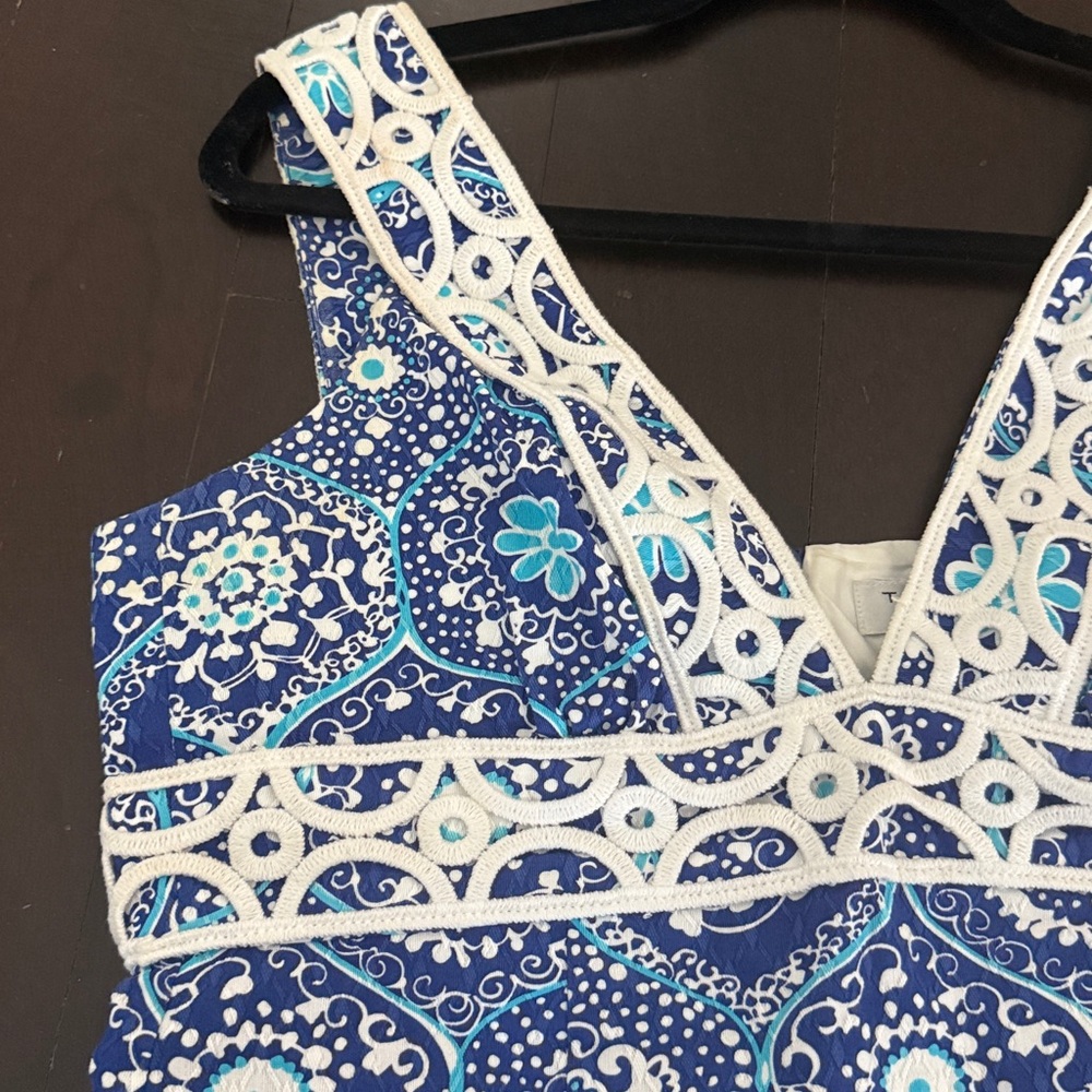 Trina Turk Blue and White Floral Mini Dress - Picture 3 of 11